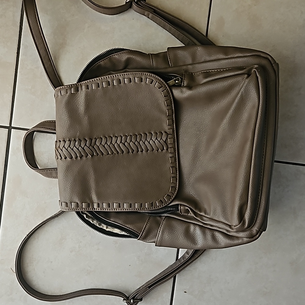 Elegant Brown Leather Backpack